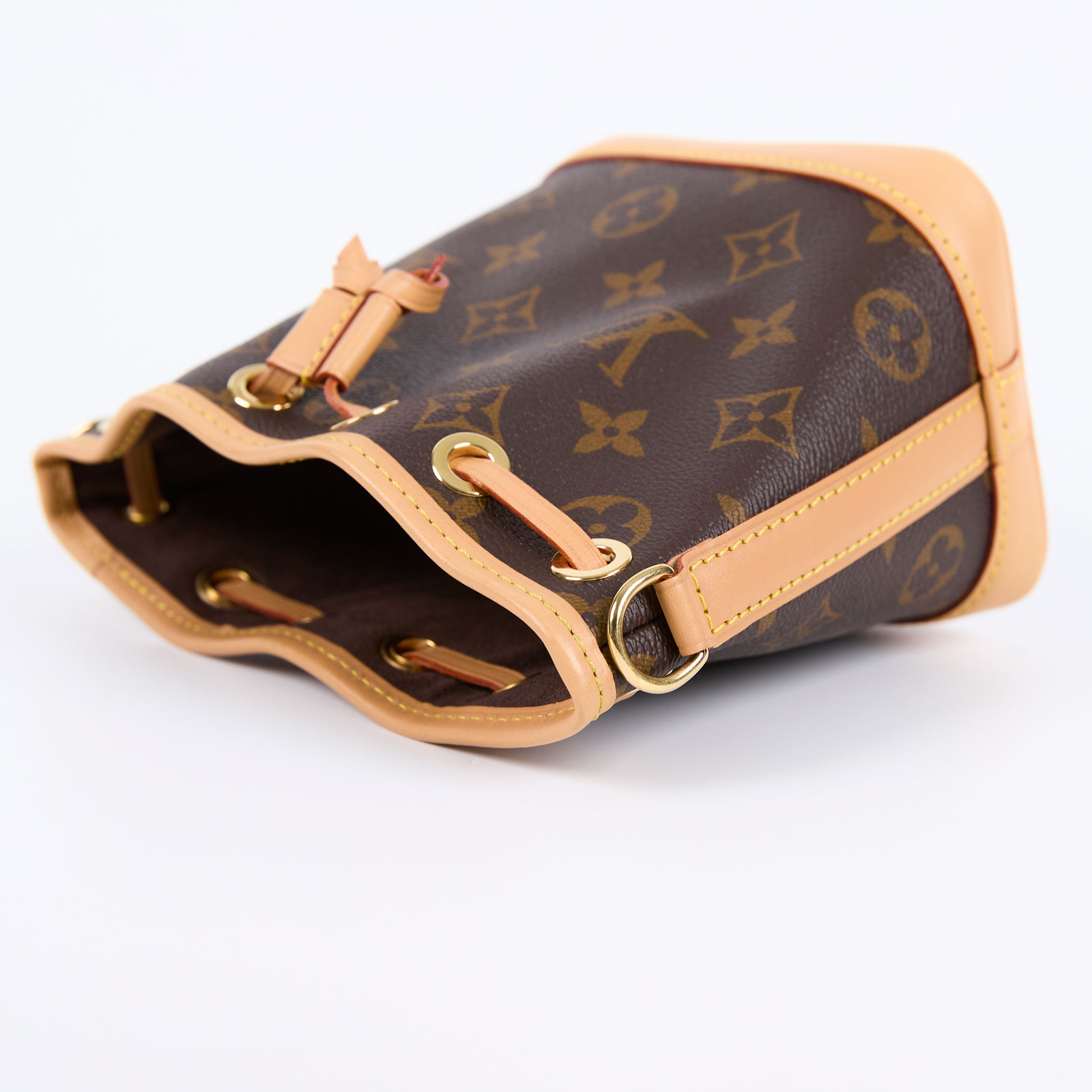 路易威登 LOUIS VUITTON Nano Noé 原花 束口水桶包 M81266 晶片款 原花NANO NOE水桶包 原廠盒子/防塵袋