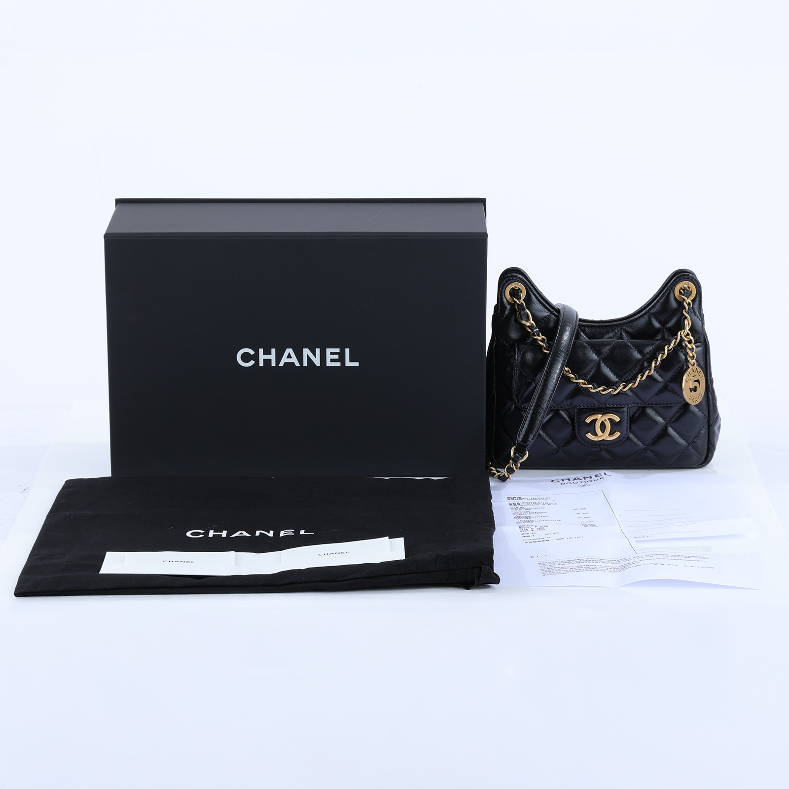 香奈兒 CHANEL 流浪包 菱格紋 鏈帶包 AS4323 晶片款 黑油蠟皮HOBO 原廠盒子/防塵袋/購買證明影本