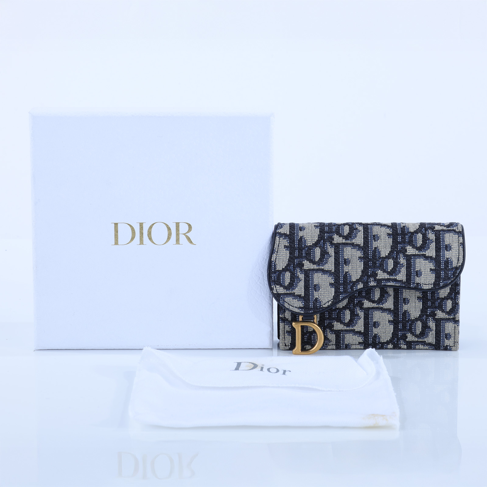 迪奧 CHRISTIAN DIOR Saddle 翻蓋卡片套 卡夾 緹花 S5611CTZQ 藍緹花SADDLE BLOOM卡夾 原廠盒子/防塵袋