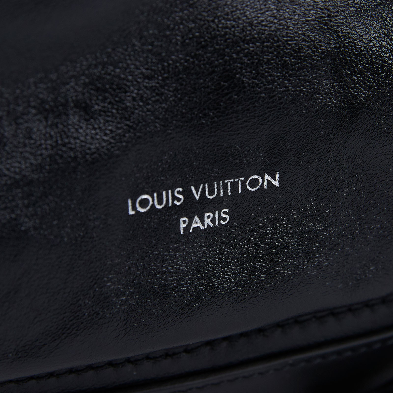 路易威登 LOUIS VUITTON Montsouris Vibe PM 後背包 M12587 晶片款 Montsouris Vibe PM 防塵袋