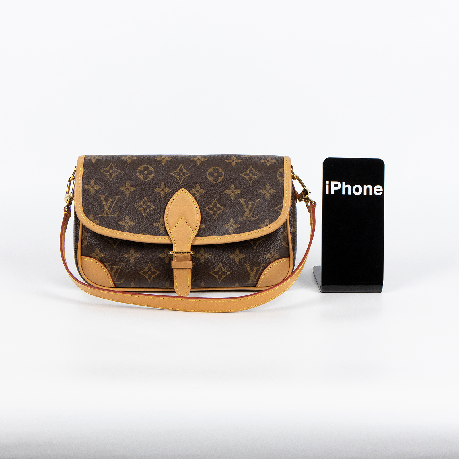 路易威登 LOUIS VUITTON Diane 腋下包法棍 單肩背包 經典帆布 M45985 晶片款 棕原花DIANE法棍包　スト欠品 背帶