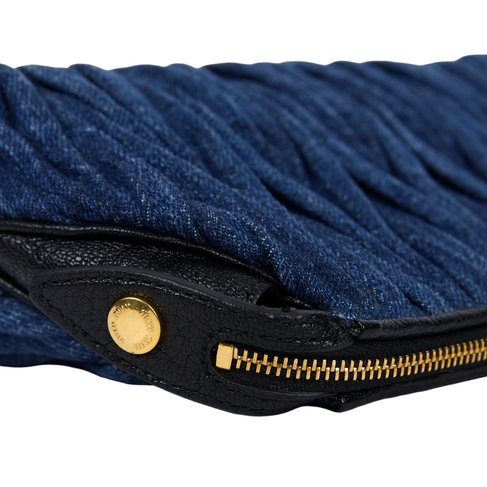 繆繆 MIU MIU Matelasse 牛仔皮革手拿包 5NE001_2ALH 丹寧皺褶手拿包 防塵袋/保證卡