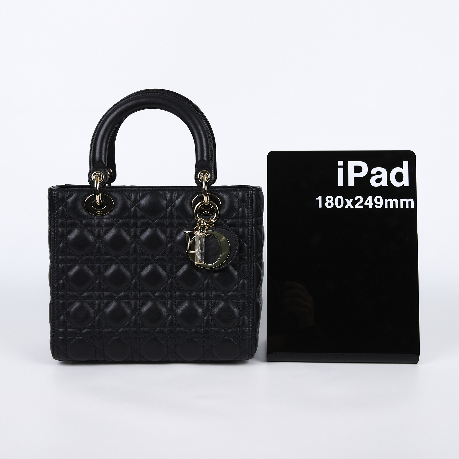 迪奧 CHRISTIAN DIOR Lady Dior 中型 手提 羊皮 藤格纹 M0565ONGEM900  原廠盒子/防塵袋/台灣購買證明/背帶