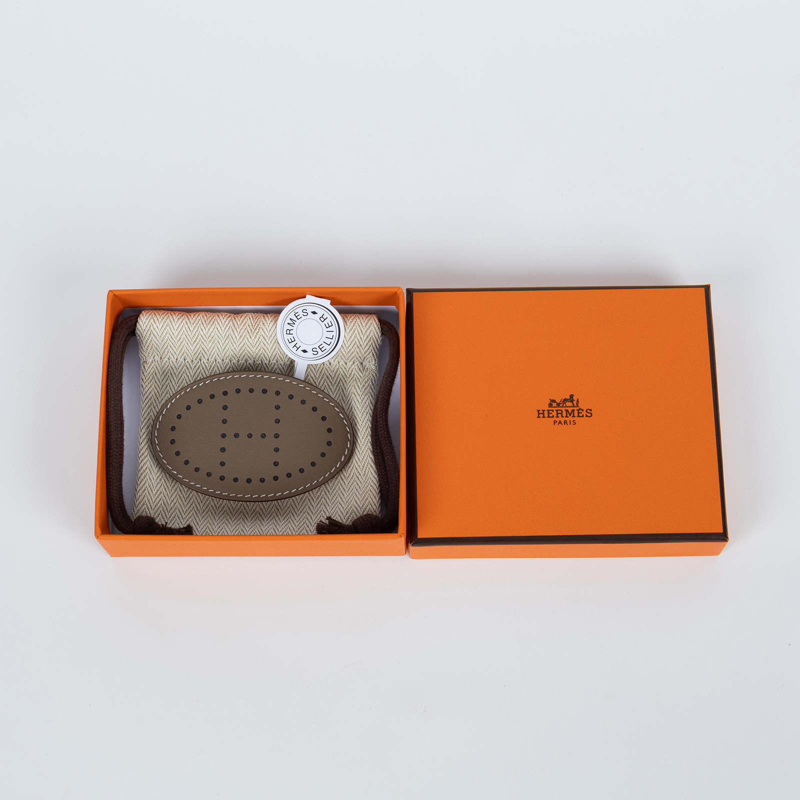 愛馬仕 Hermes Evelyne PM 髮夾 大象灰 H241001Gv18TU H241001G 大象灰EVELYNE髮夾 原廠盒子/防塵袋