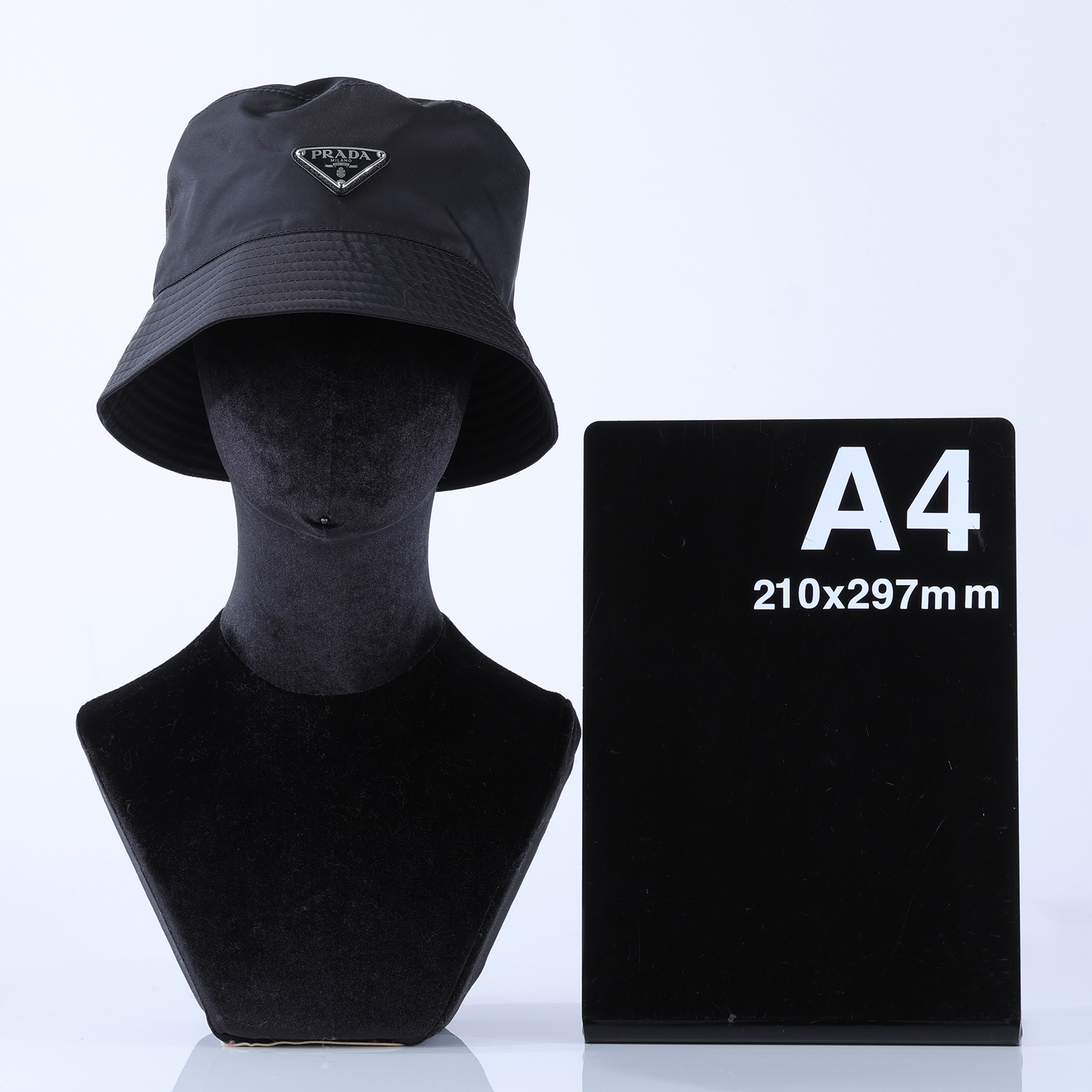 普拉達 PRADA Re-Nylon 漁夫帽 2HC137_2DMI_M 黑漁夫帽#M 防塵袋