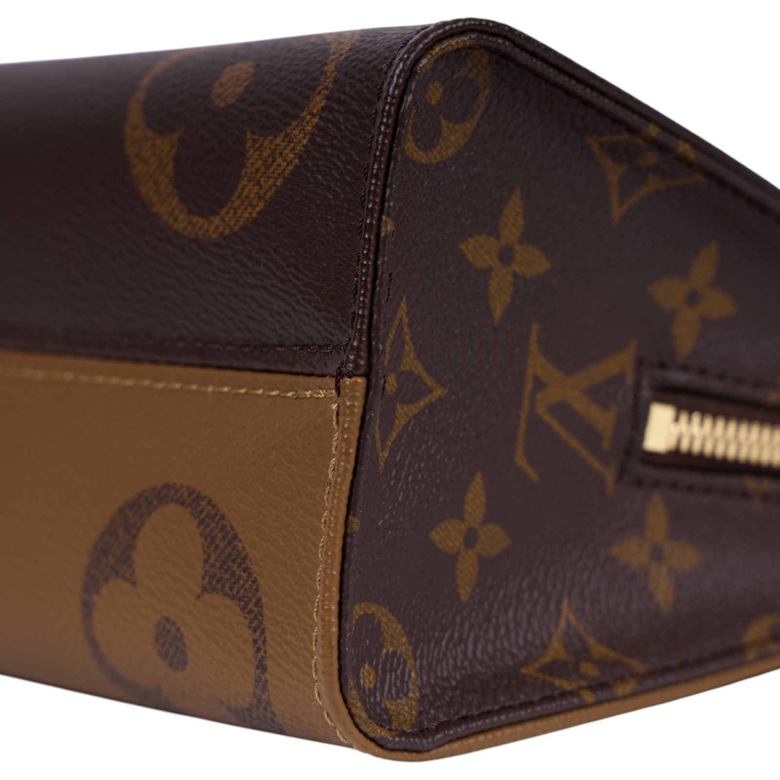 路易威登 LOUIS VUITTON OnTheGo East West 皮革飾邊 經典帆布 手提 斜背包 M46653 晶片款  防塵袋/背帶/零錢包