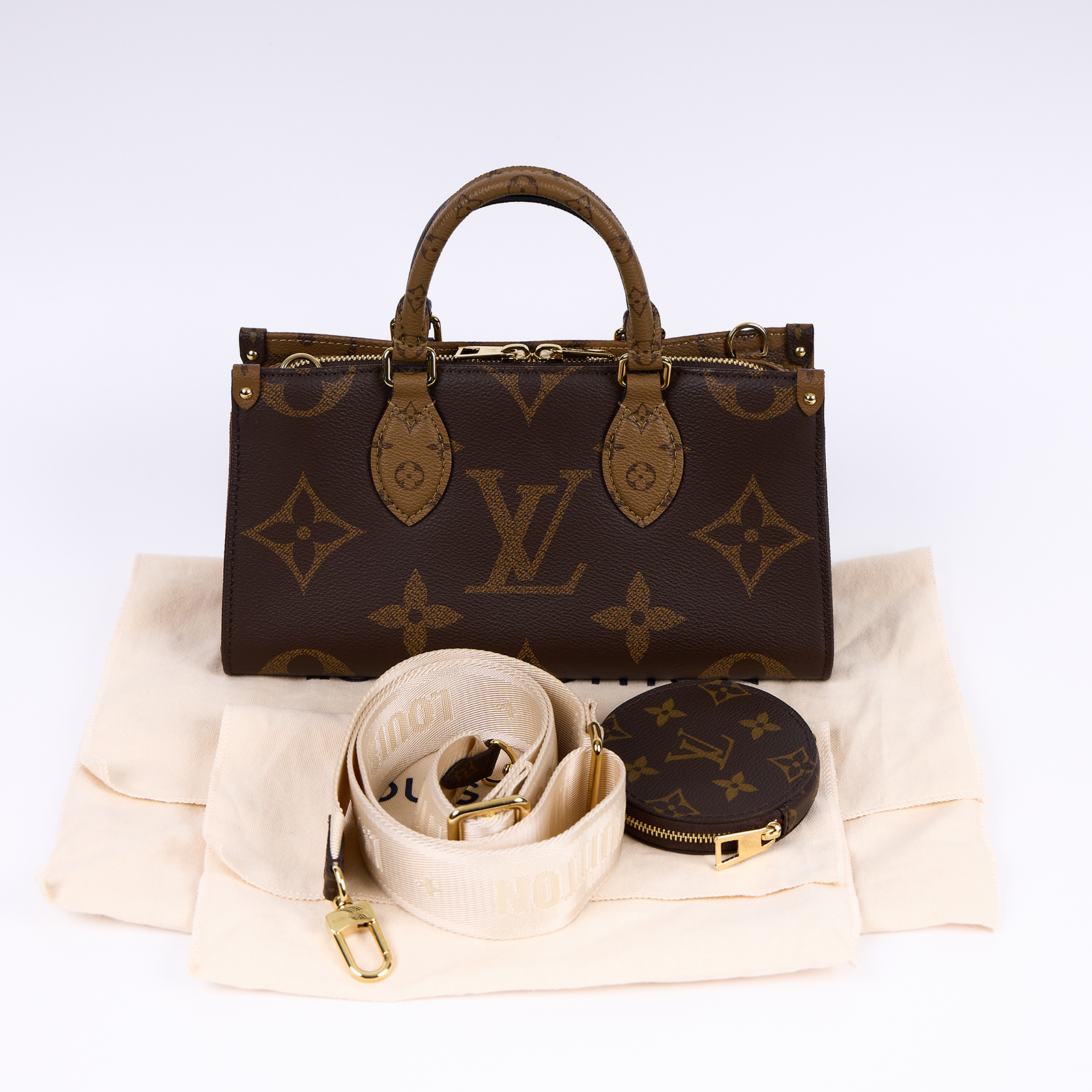 路易威登 LOUIS VUITTON OnTheGo East West 皮革飾邊 經典帆布 手提 斜背包 M46653 晶片款  防塵袋/背帶/零錢包