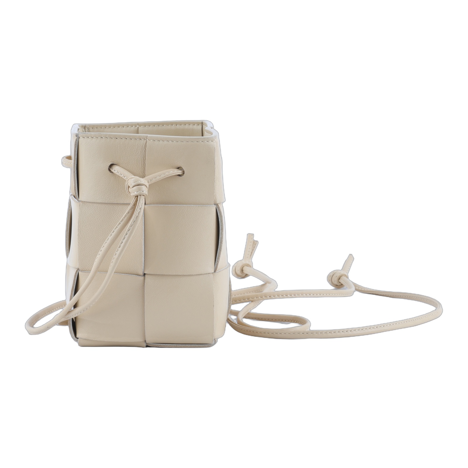 寶緹嘉 BOTTEGA VENETA Cassette 編織 迷你 水桶包 680217VCQC4 晶片款  無附屬品