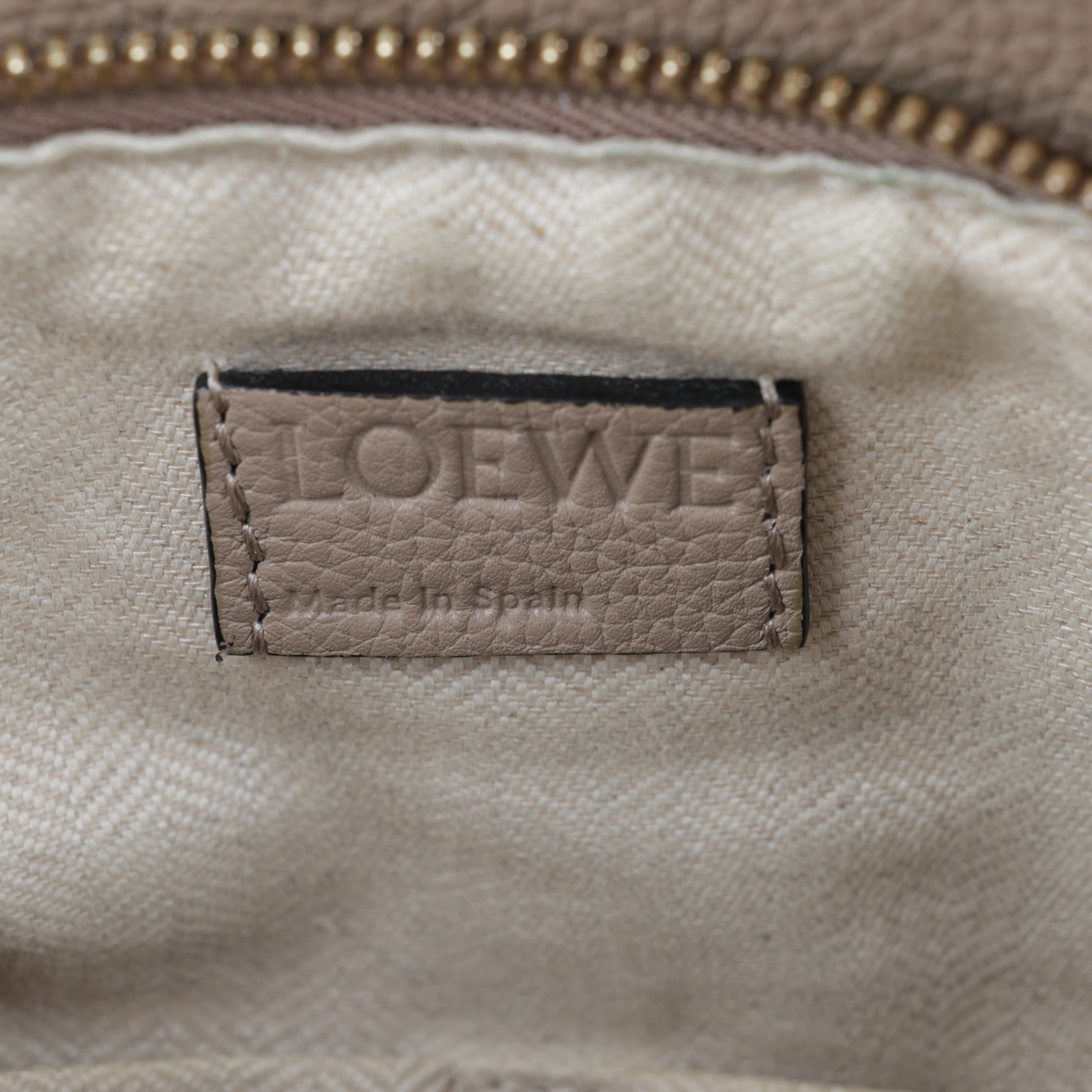 羅意威 LOEWE Medium Puzzle bag 中型 手提 斜背 肩背包 A510P49X14 沙色PUZZLE 小 防塵袋