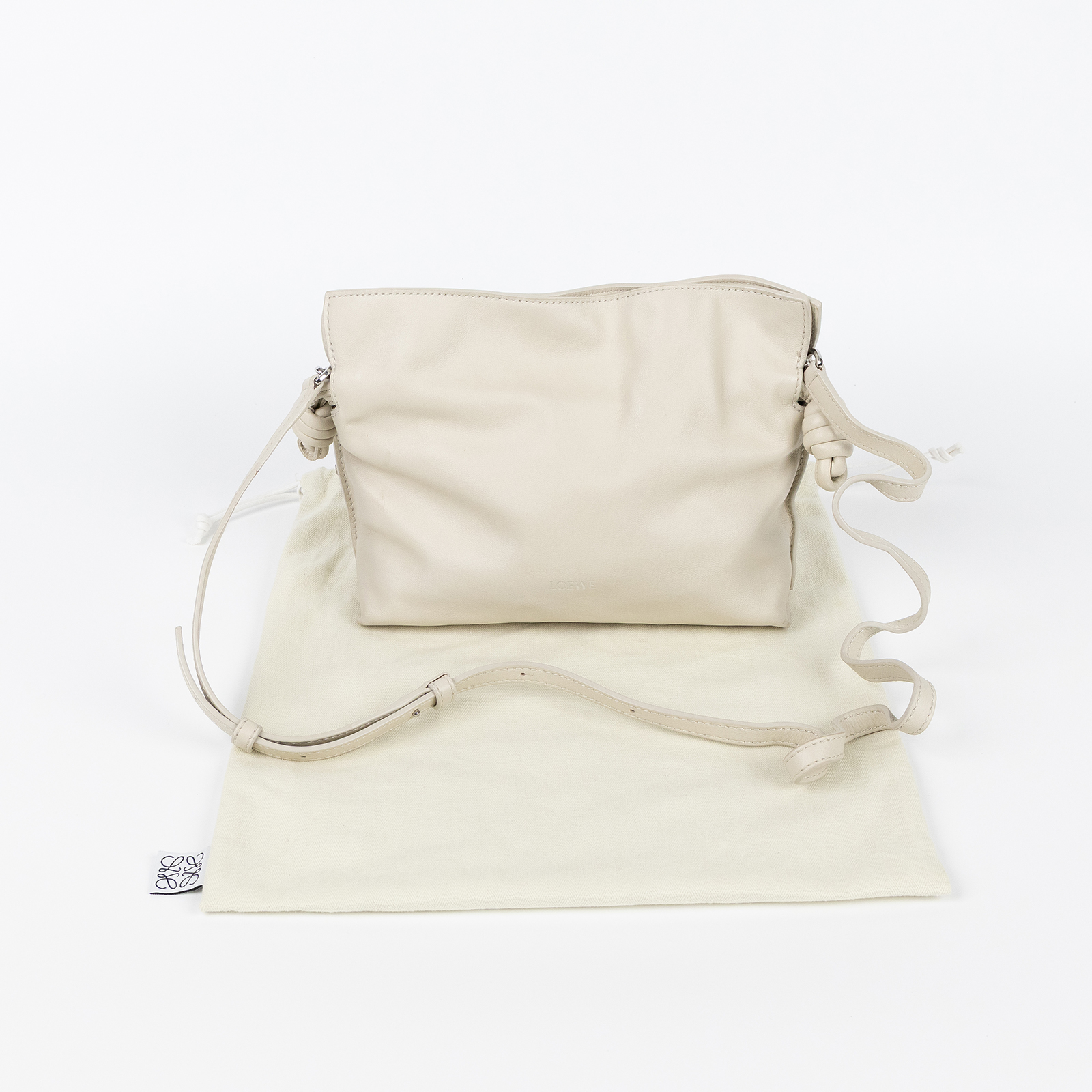 羅意威 LOEWE Mini Flamenco clutch 小牛皮 迷你 肩背包 A411FC2XA6 白FLAMENCO MINI 防塵袋