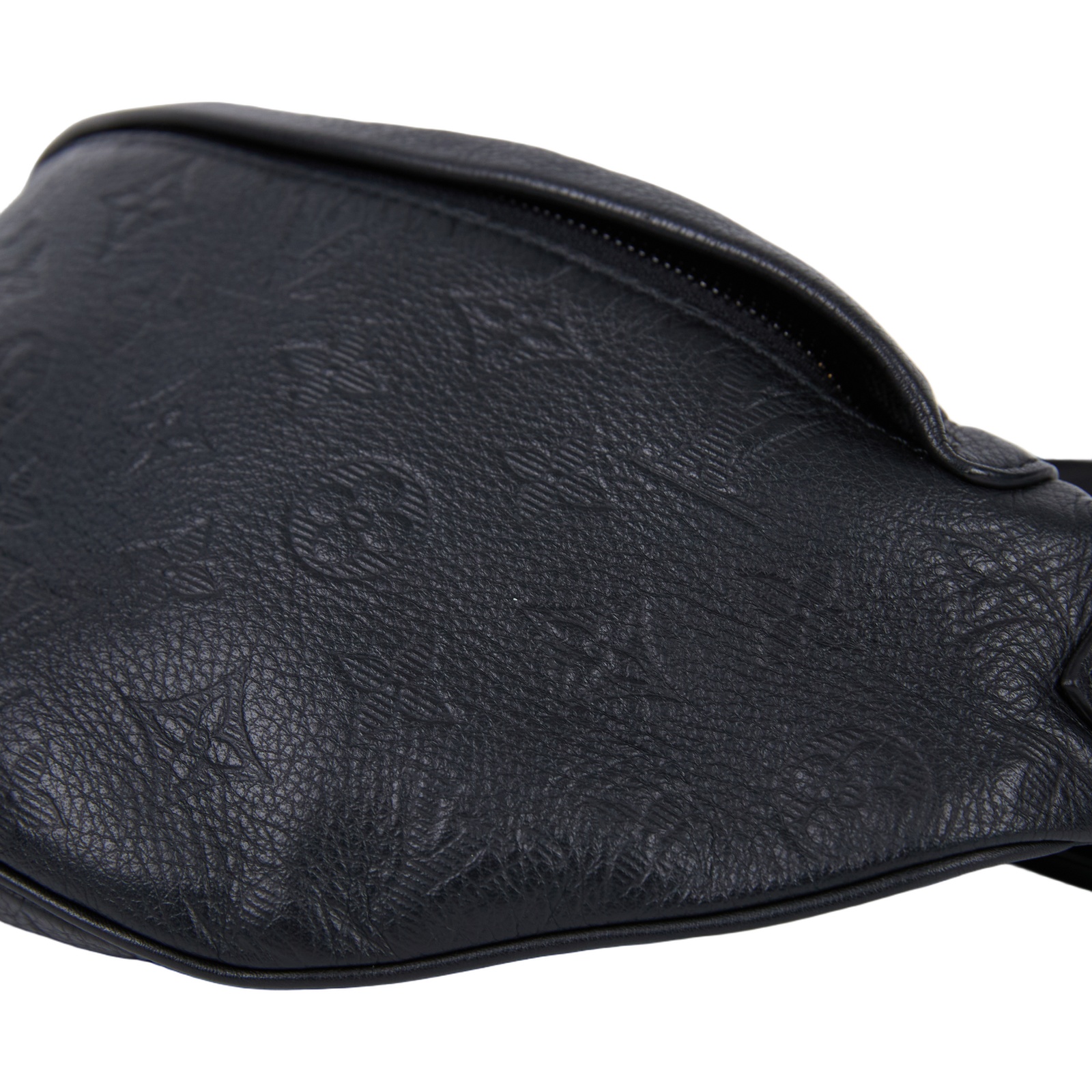 路易威登 LOUIS VUITTON Discovery 壓花小牛皮 腰包 黑色 M44388 晶片款 黑原花壓紋牛皮DISCOVERY腰包 無附屬品