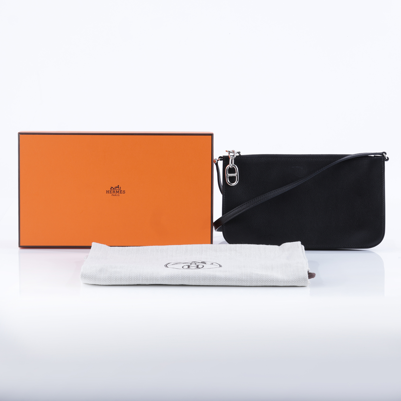 愛馬仕 Hermes Zipengo Chaine d'Ancre To Go pouch 手提包 銀色五金 黑色 H087285CK89 /GAA002ZA  原廠盒子/防塵袋