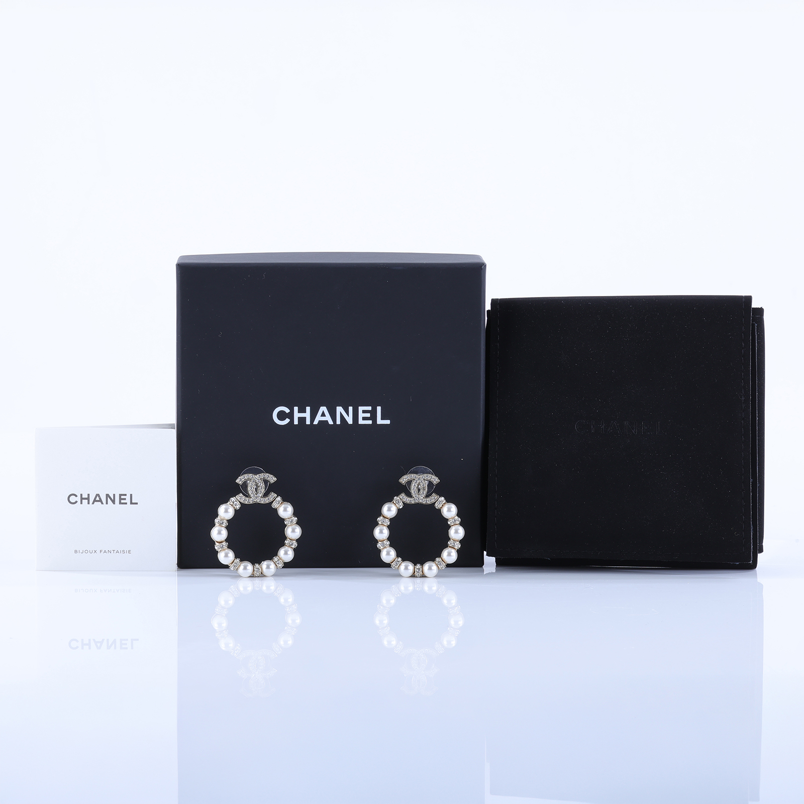 香奈兒 CHANEL 耳環 耳釘 AB5627B21C 金色珍珠水鑽圈圈耳環 原廠盒子/內襯