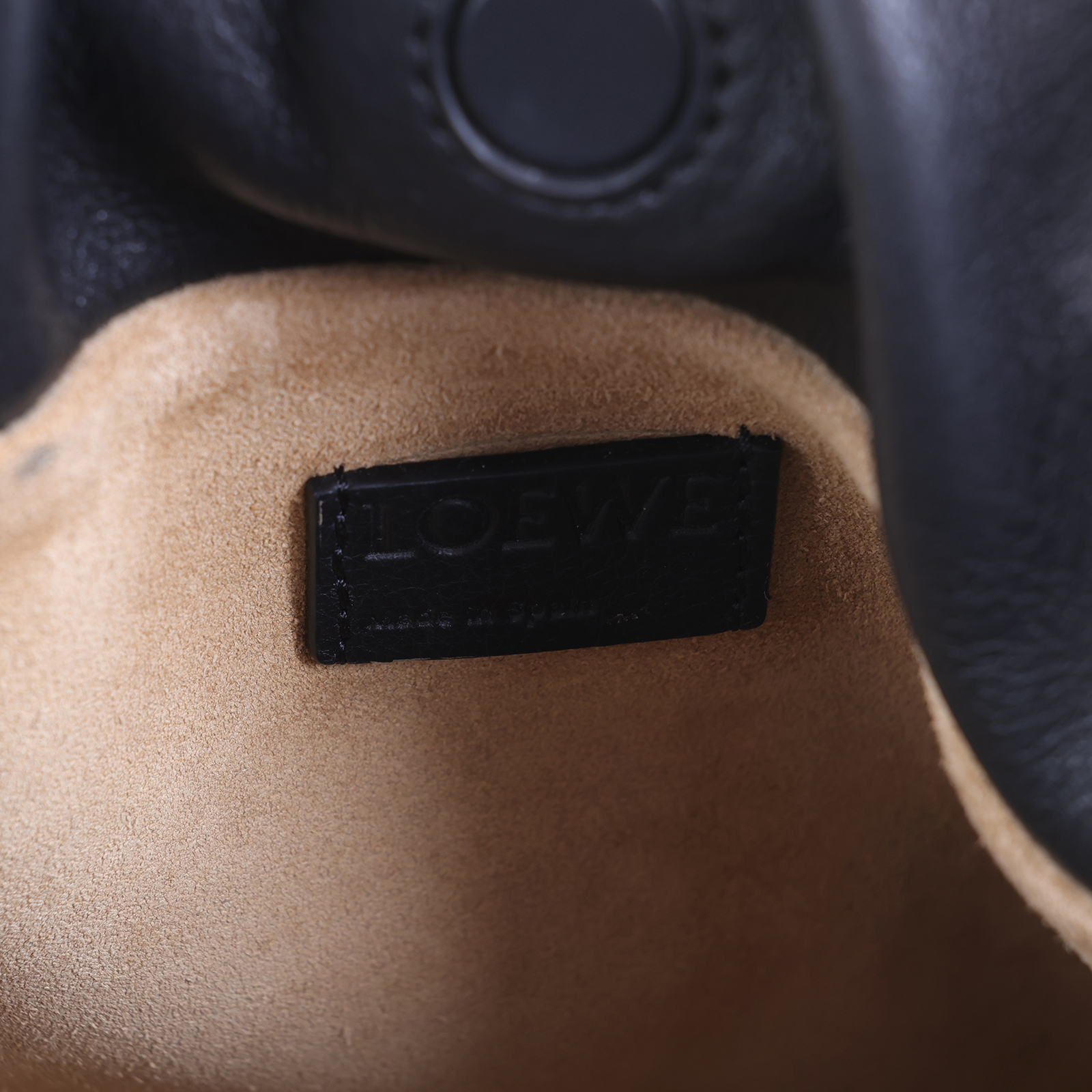 羅意威 LOEWE Flamenco Medium 中型 肩背包 A411FC1XD4 黑金FLAMENCO MEDIUM 背帶